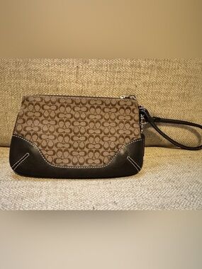 Coach Small Brown Zip Pouch Wallet
